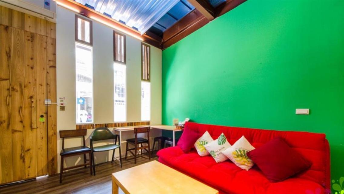 小黑琵416輕旅 Little Happy Hostel Tainan Exterior photo